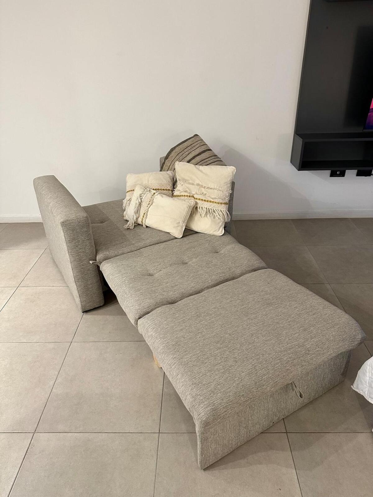 Estudio En Paseo Aldrey 5 *